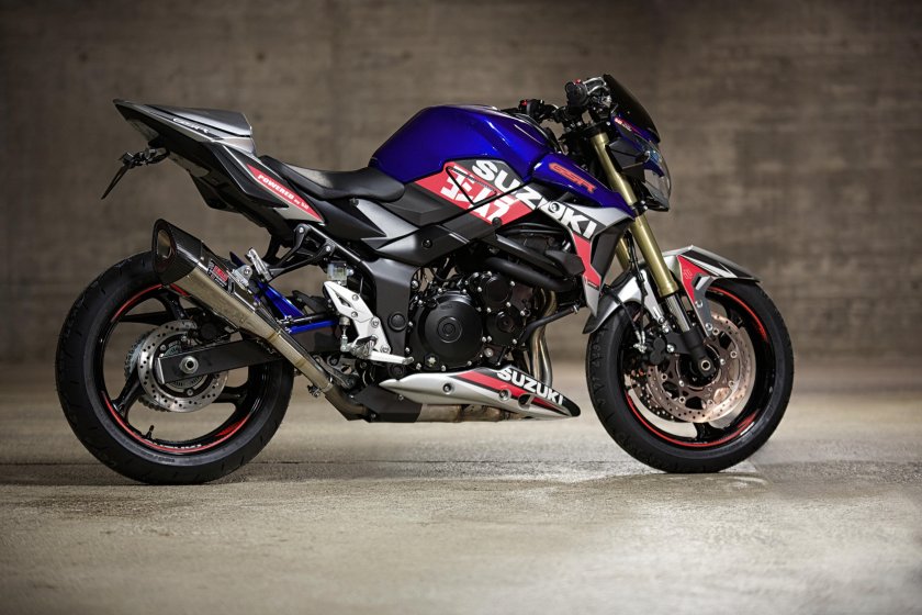 Suzuki GSR 750 2015