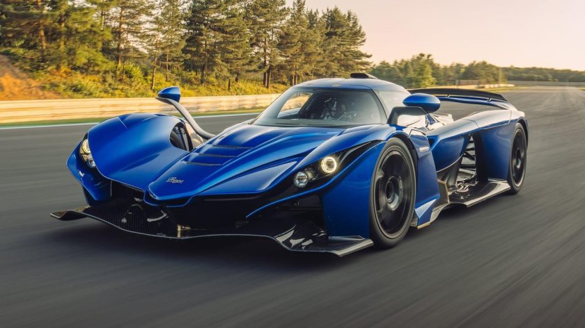 Спортивные автомобили