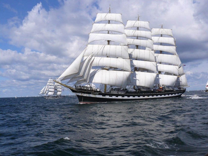 Крузенштерн парусник