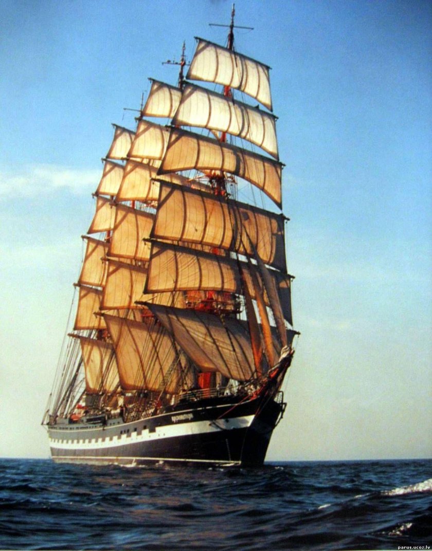 Барк "Крузенштерн"