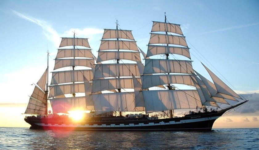 Парусный корабль Крузенштерн