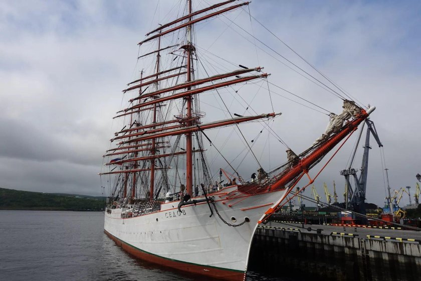 Барк Седов в Мурманске