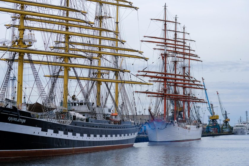 Парусник Адмирал Крузенштерн