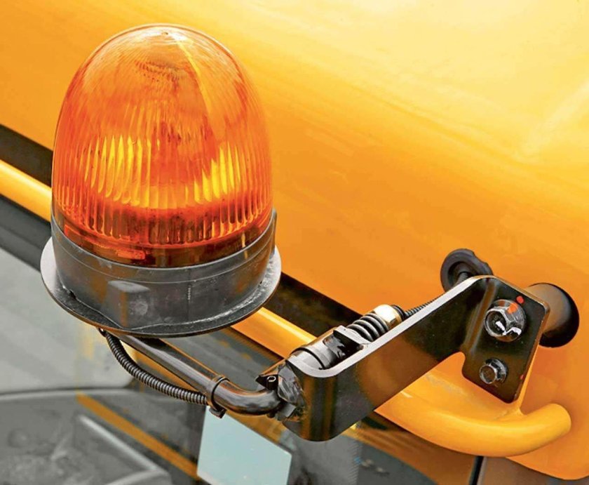 Проблесковый Маяк желтый(мигалка)