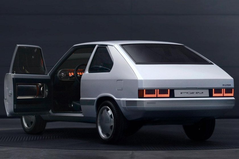 Hyundai Pony 2021