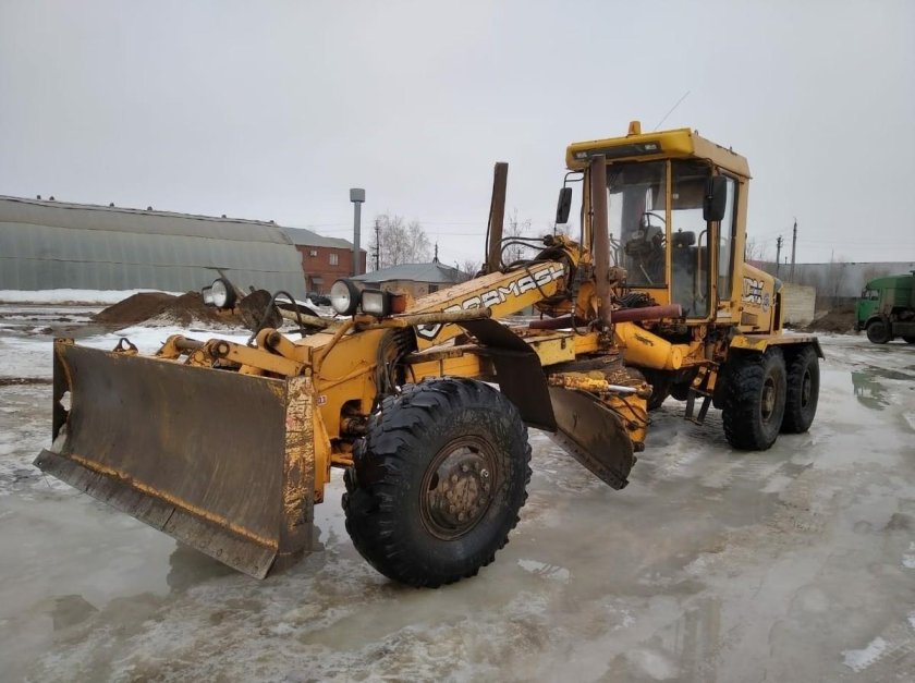 Грейдер ДЗ 122