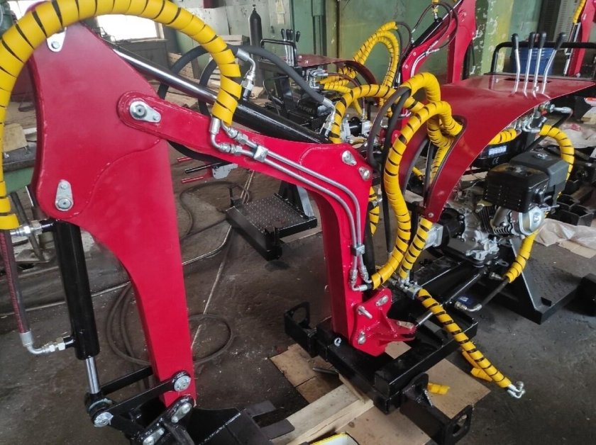 Мини-экскаватор а23m