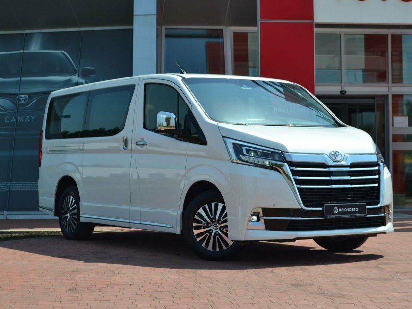 Toyota Granvia 2022 Premium купить в Москве
