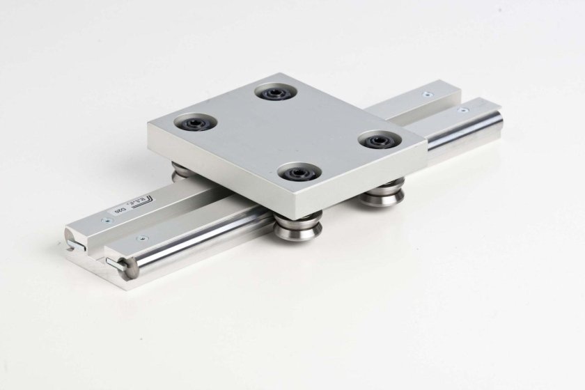 Роликовые направляющие для станков PBL 240