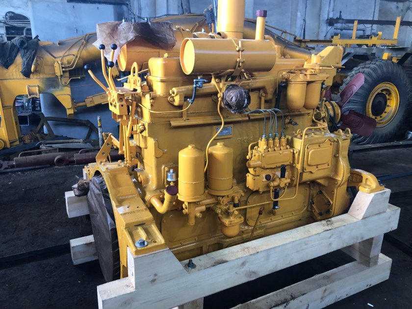 Двигатель д180.