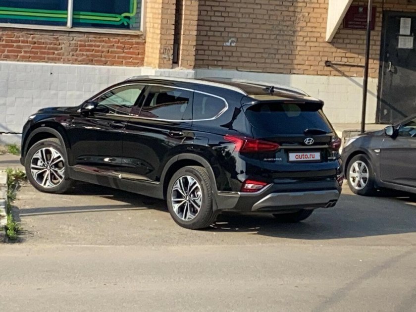 Hyundai Santa Fe 4 черный