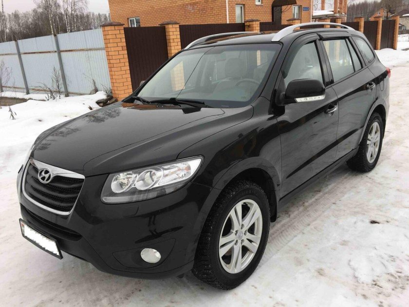 Hyundai Santa Fe 2011 черный