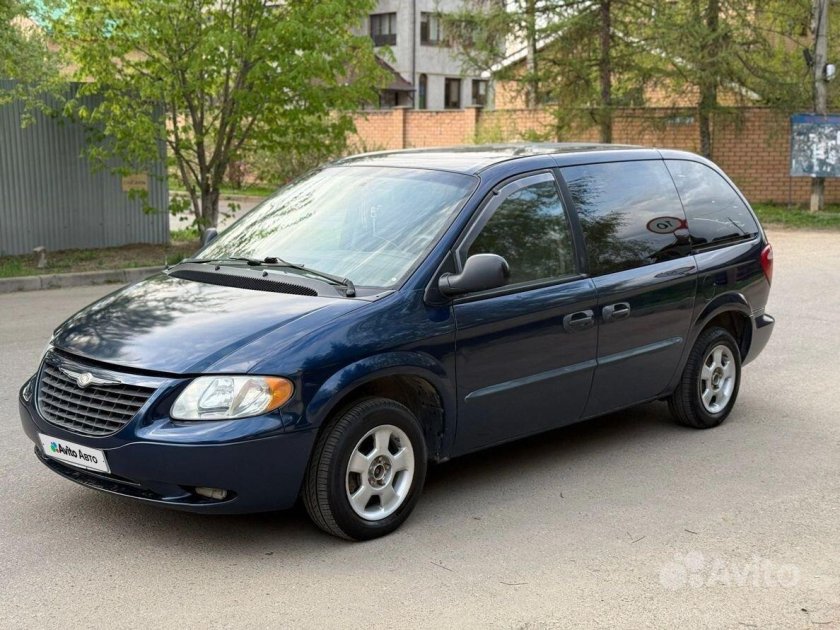 Крайслер вояджер 2002 года