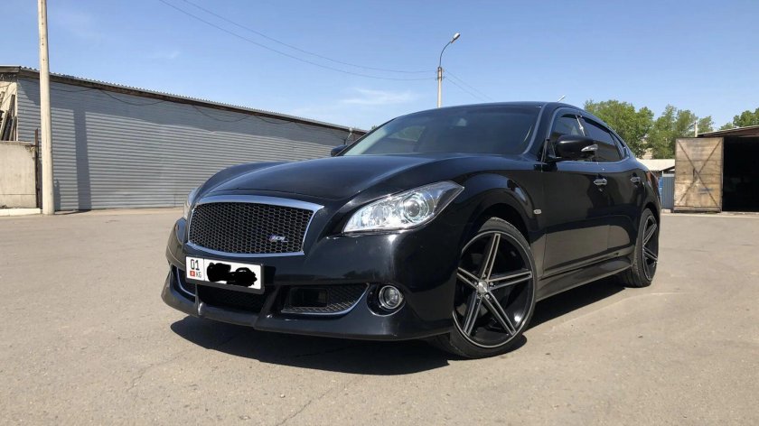 Nissan Fuga Infiniti m35