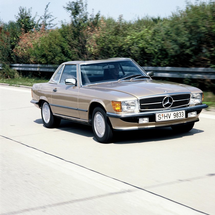 Mercedes 350 SL Высоцкого