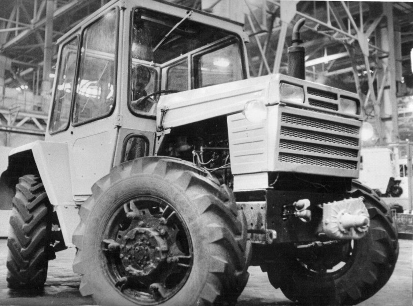 Трактор КАМАЗ КАМТРАК