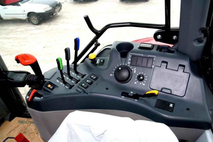 Трактор КАМАЗ Т-215,хтх 215