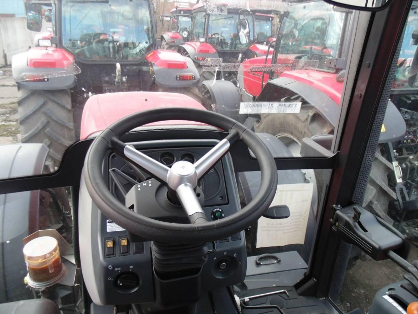 Трактор КАМАЗ Т-215