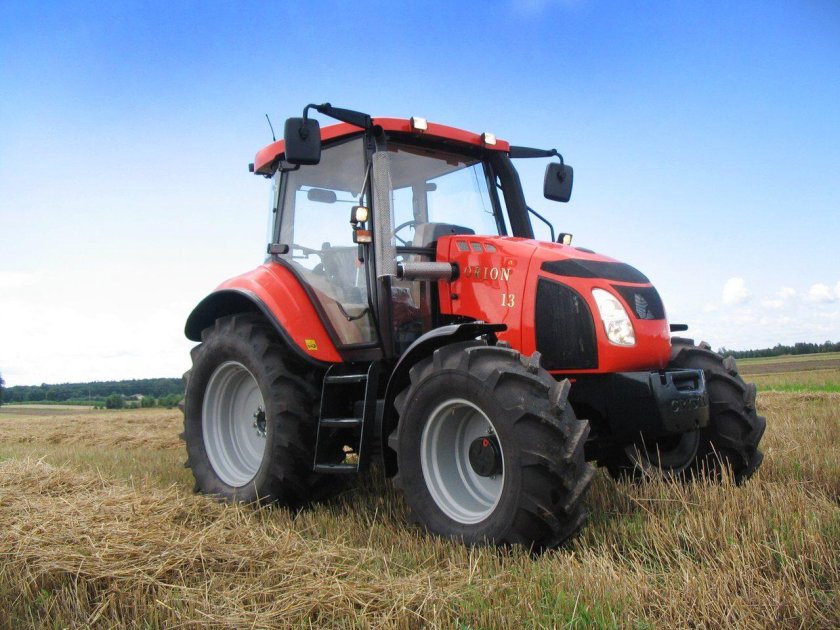 Трактор Террион 3180