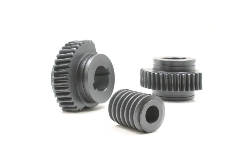 Выбор антифрикционного материала в червячной передаче зависит от