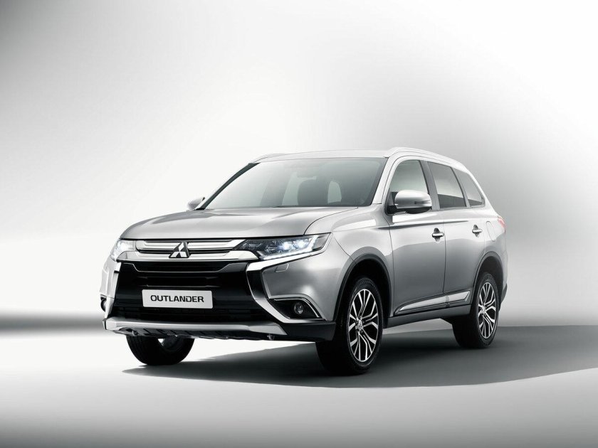Митсубиси Аутлендер 2015