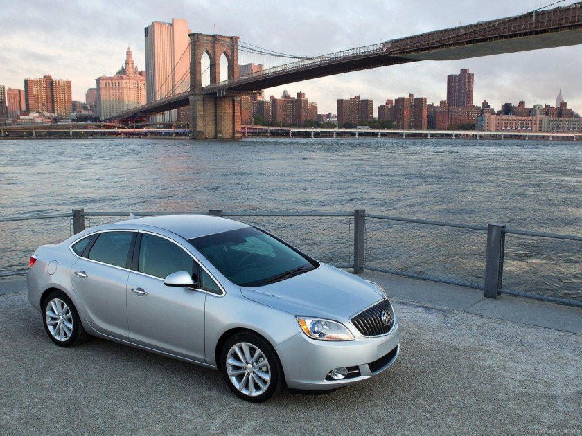 Бьюик Верано 2012