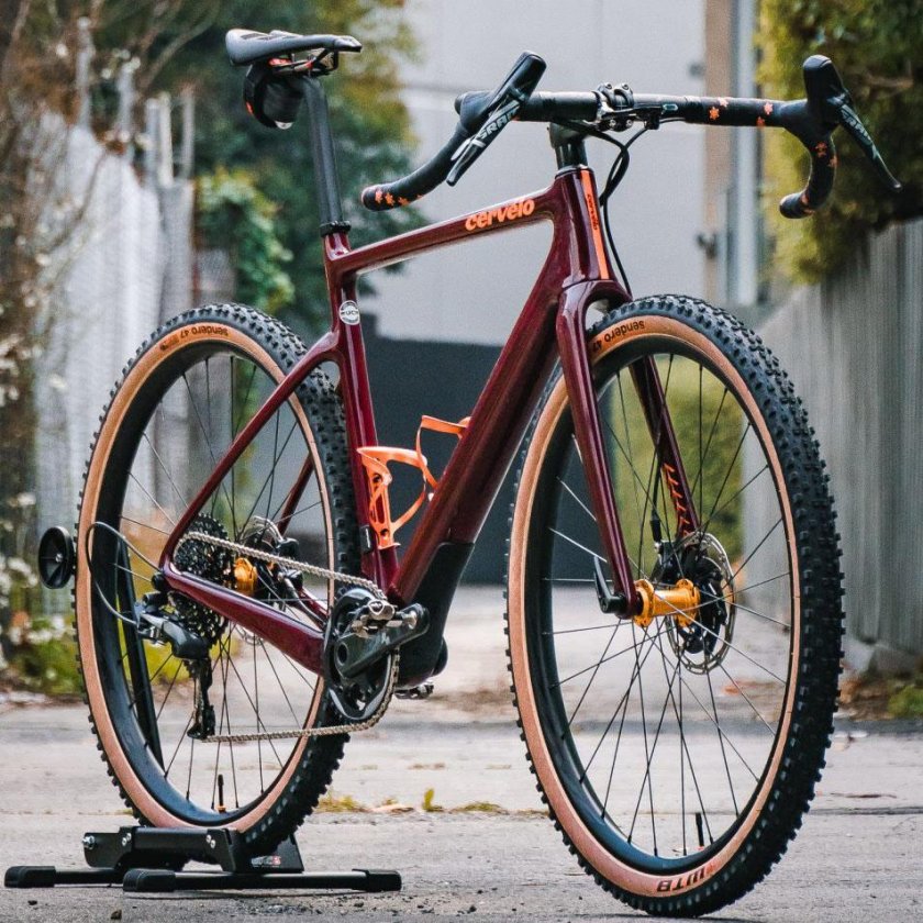 Гравел байк велосипед