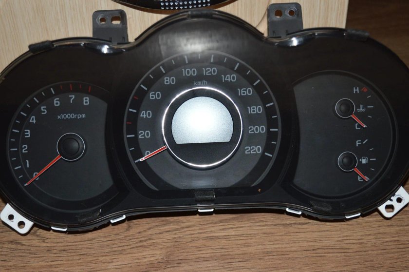 Приборная панель Киа Рио 3 supervision