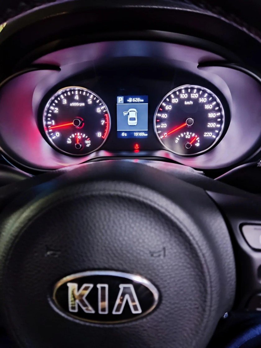Панель supervision Kia Rio 4