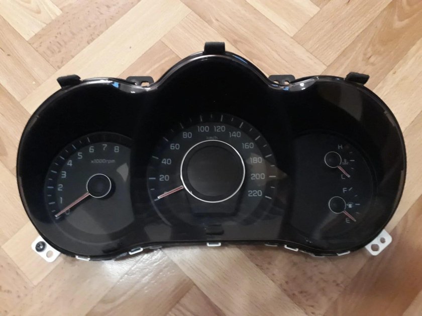 Панель supervision Kia Rio 3