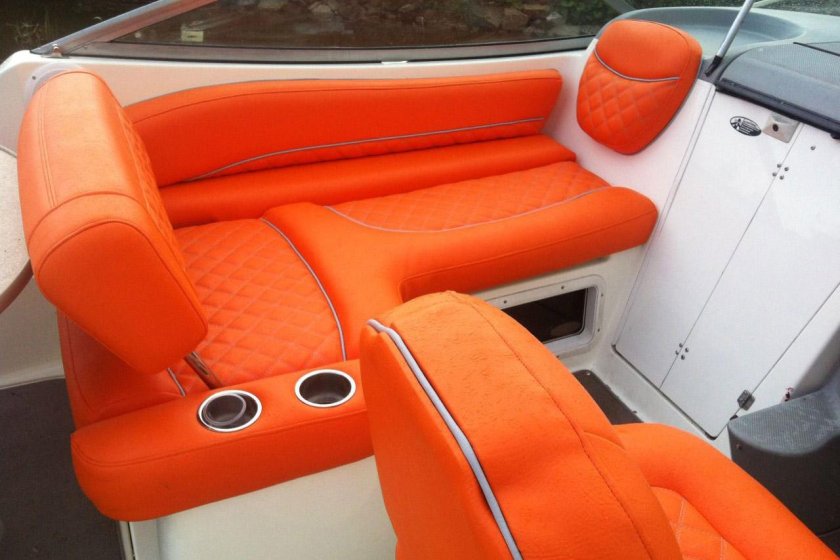 Перешивка салона катера