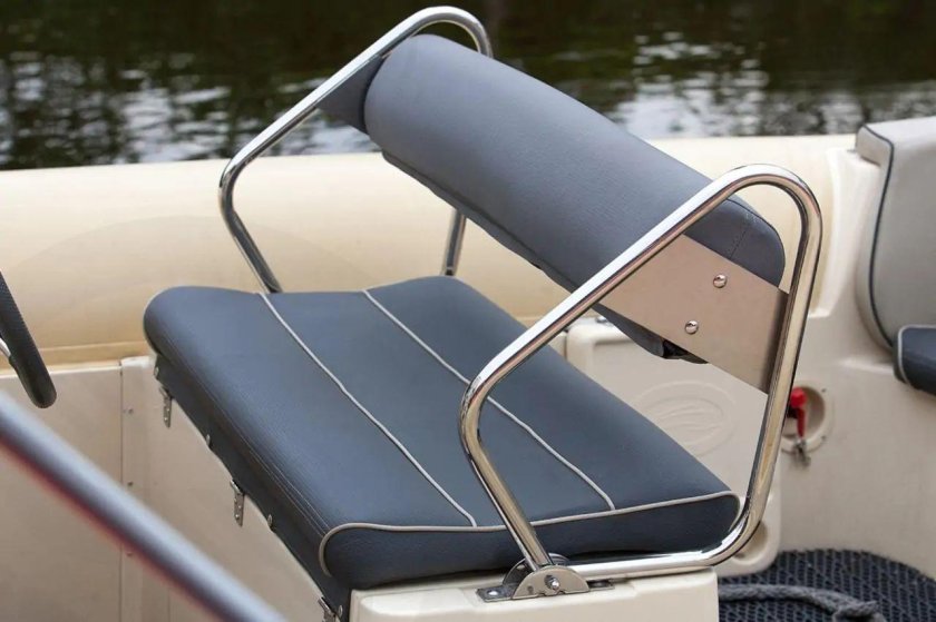 РИБ Skylark Rider 700