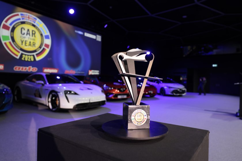 Porsche taycan turbo s