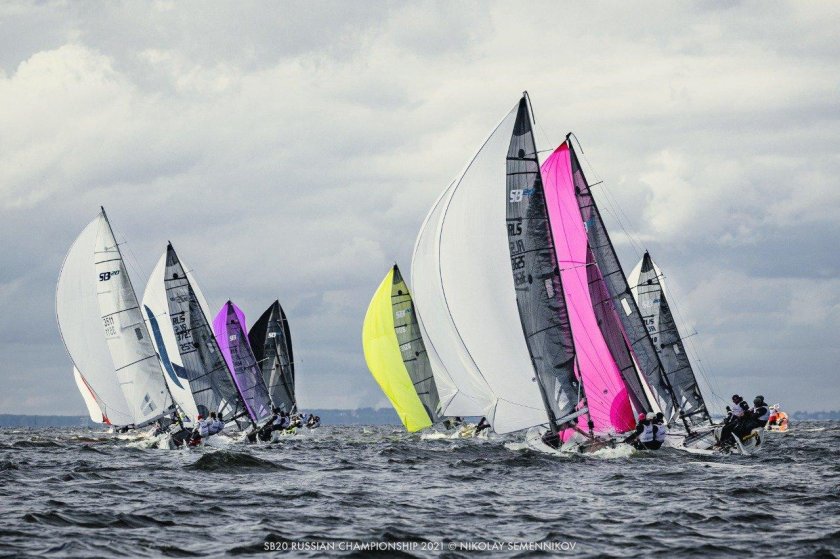 Парусник спортивный