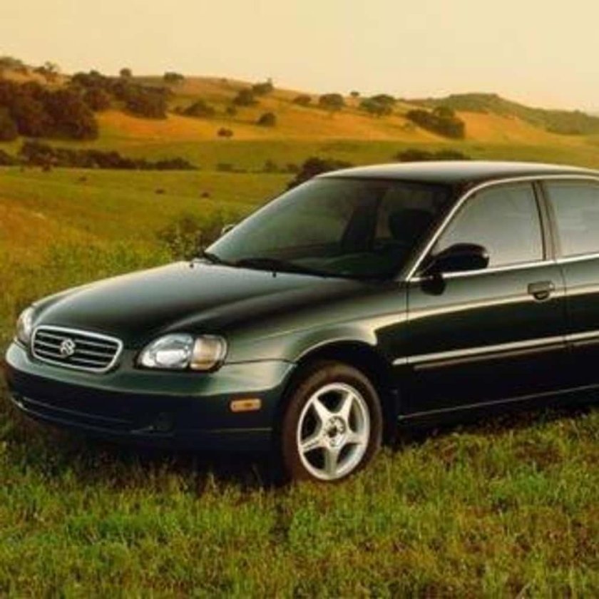 Сузуки балено седан 1999