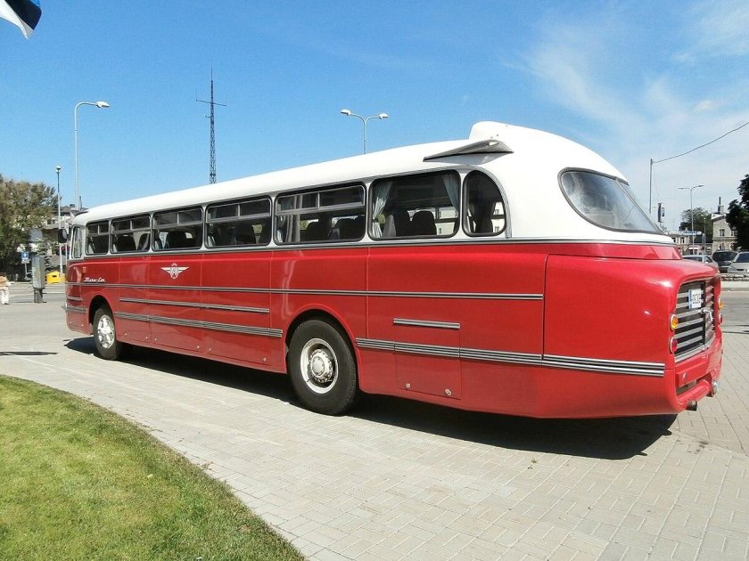 Икарус 55 люкс