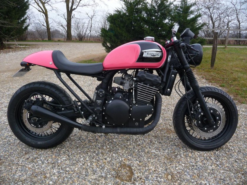 Triumph thunderbird 900 cafe racer