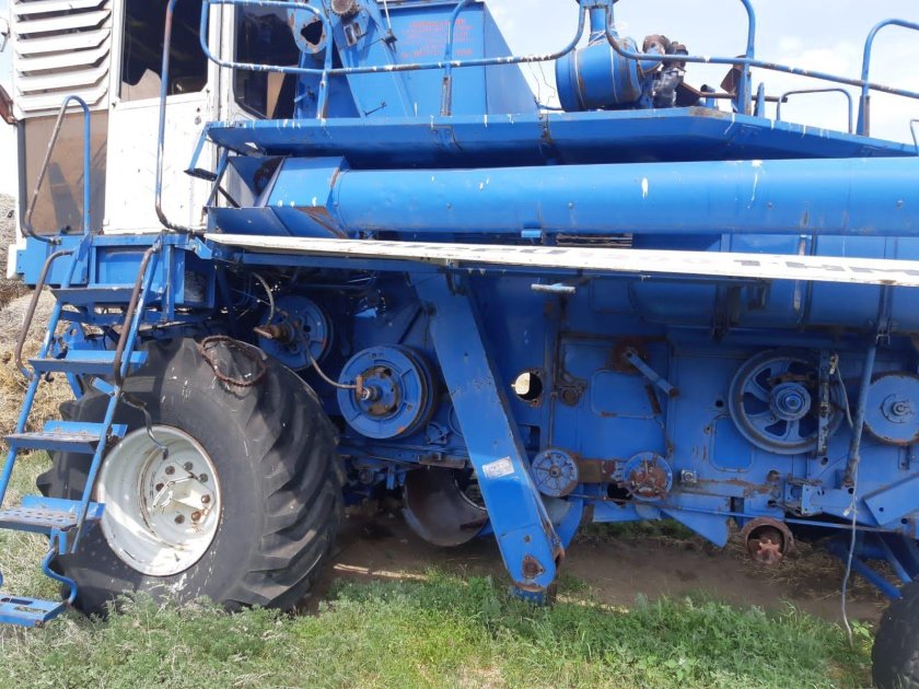 Комбайн енисей 1200