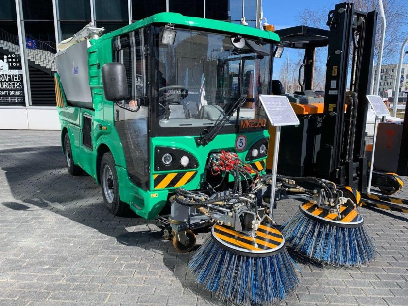 Км-2000 Коммунальная машина