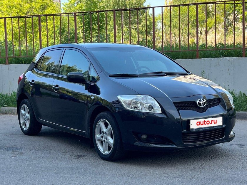 Тойота аурис 2008 1.6