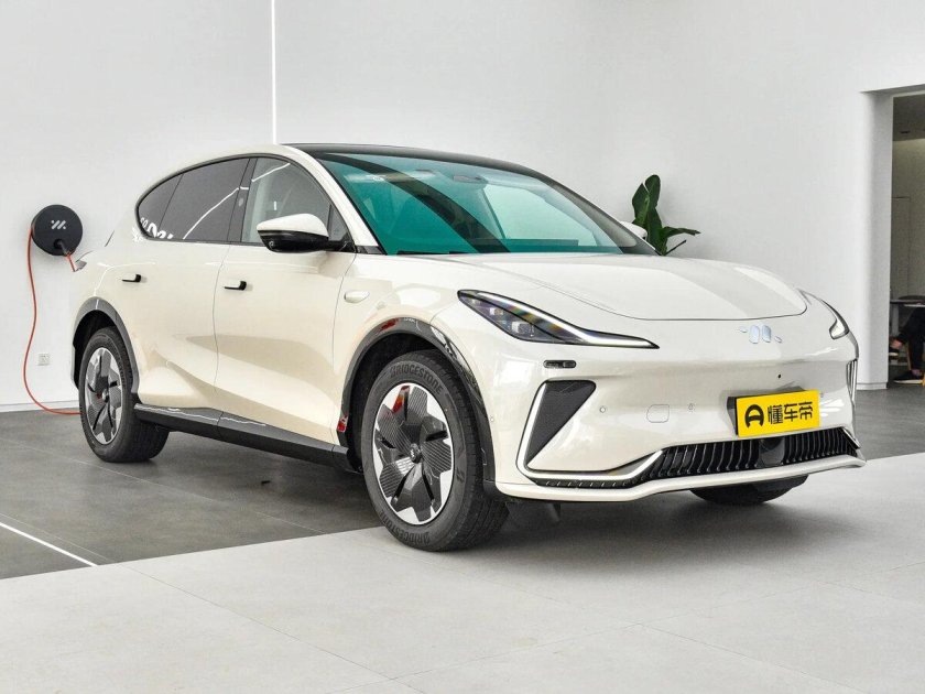 Автомобиль электрический