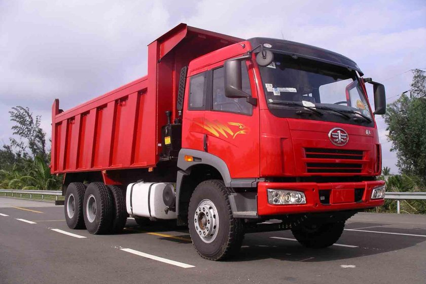 Самосвал FAW 2022 28 кубов