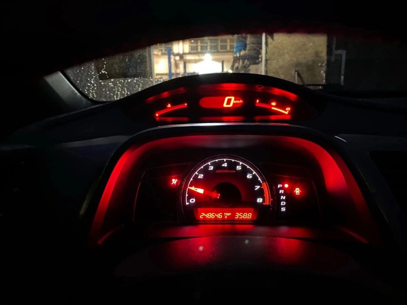 Honda Civic 4d Пересвет салона