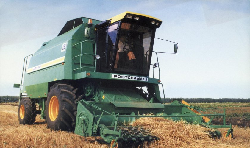 Комбайны Дон 2600 ВДР