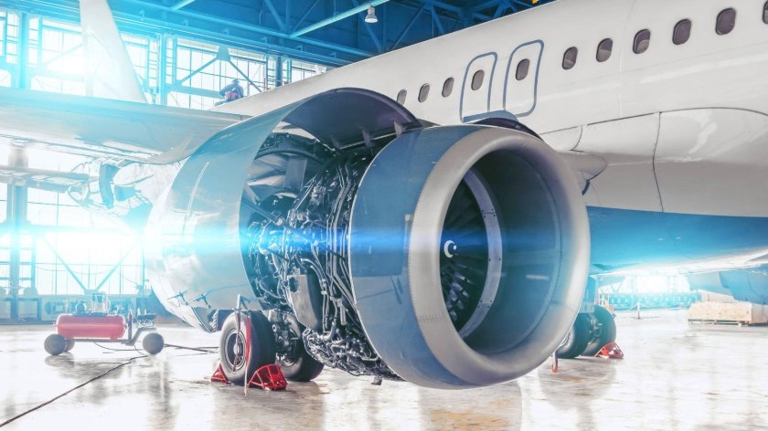 Двигатели самолета
