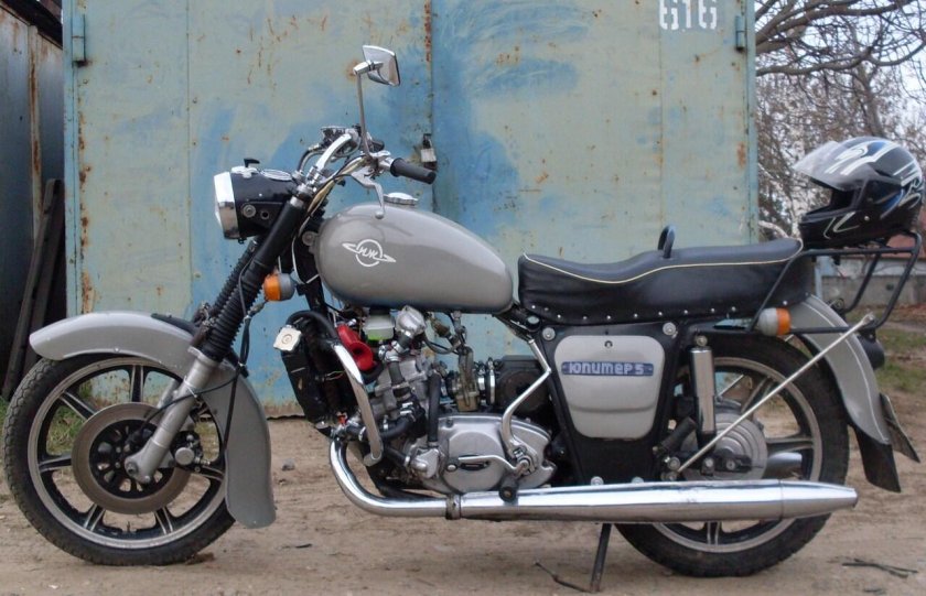 Мотоцикл ИЖ Юпитер 3