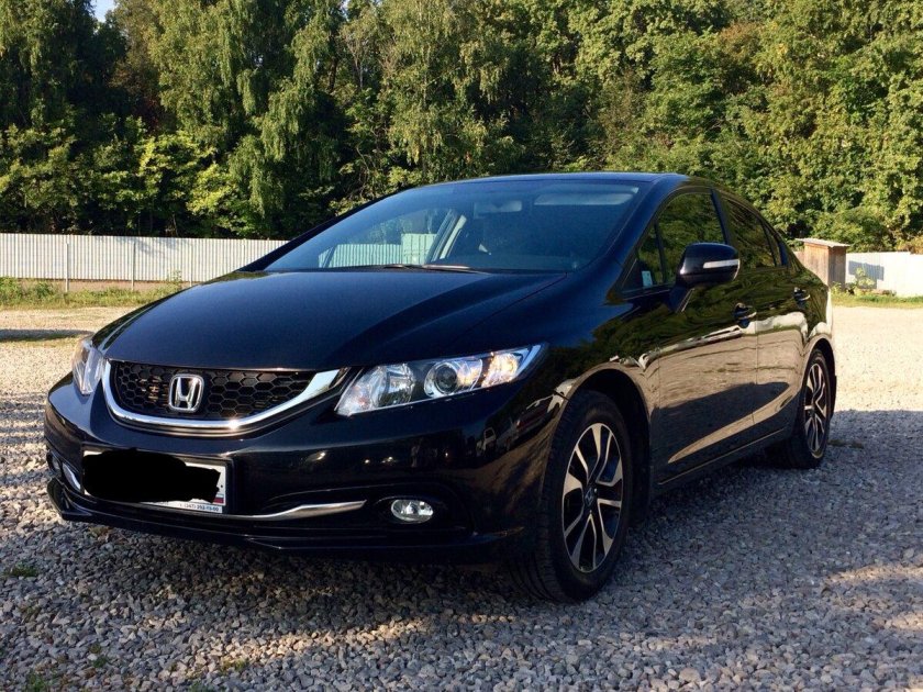 Honda Civic 2013 седан