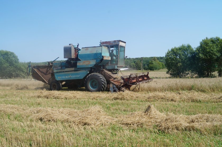 Зерновой комбайн Енисей 1200