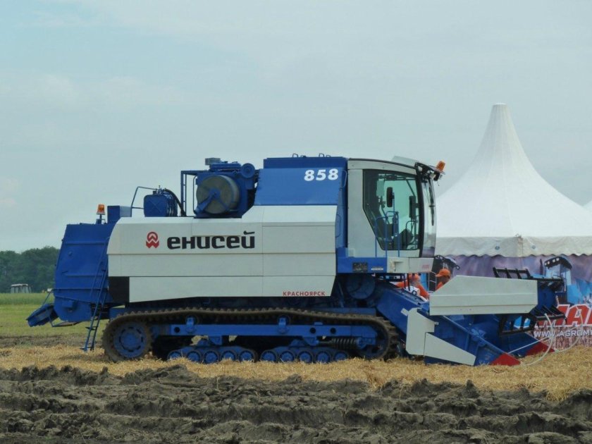 Комбайн Енисей 850