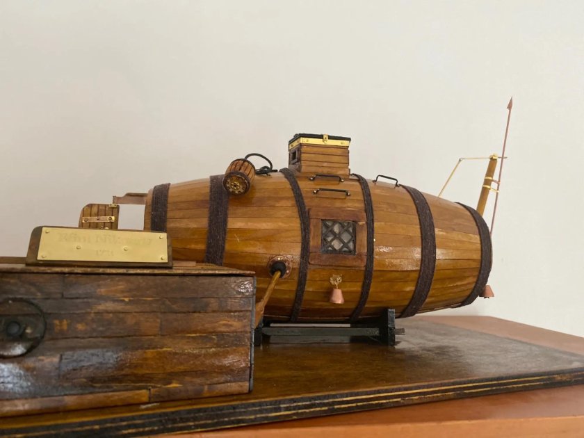 Модель подводной лодки